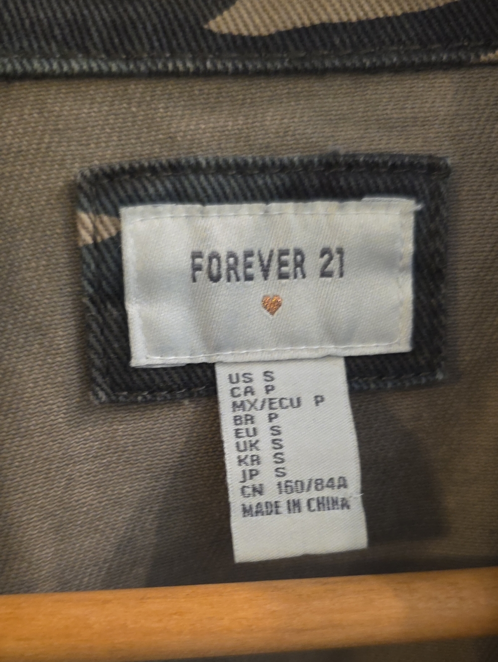 Forever 21 Camo Utility Jacket in Olive and Navy - Picture 2 of 5